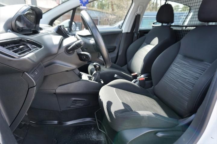 Photo 6 VIN: VF3CR8HR0ET062399 - PEUGEOT 208 VAN 