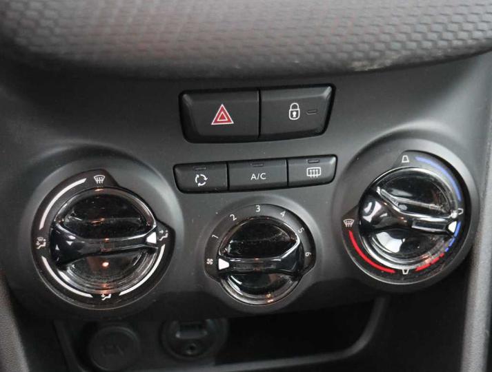 Photo 21 VIN: VF3CU9HP0FY050376 - PEUGEOT 2008 &#3913 