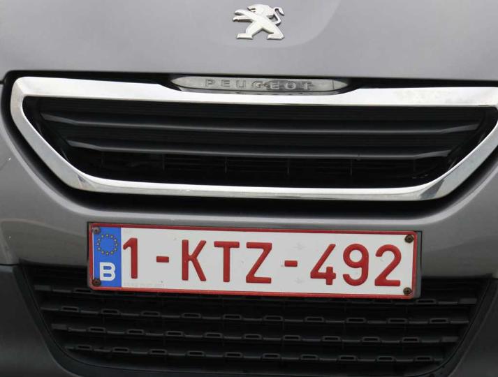 Photo 5 VIN: VF3CU9HP0FY050376 - PEUGEOT 2008 &#3913 