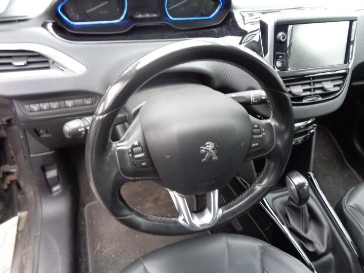 Photo 13 VIN: VF3CU9HP0FY055189 - PEUGEOT 2008 SUV 