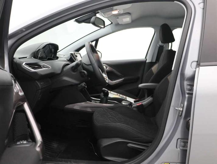 Photo 3 VIN: VF3CUBHW6GY020815 - PEUGEOT 2008 &#3913 