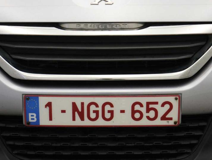 Photo 5 VIN: VF3CUBHW6GY020817 - PEUGEOT 2008 &#3913 