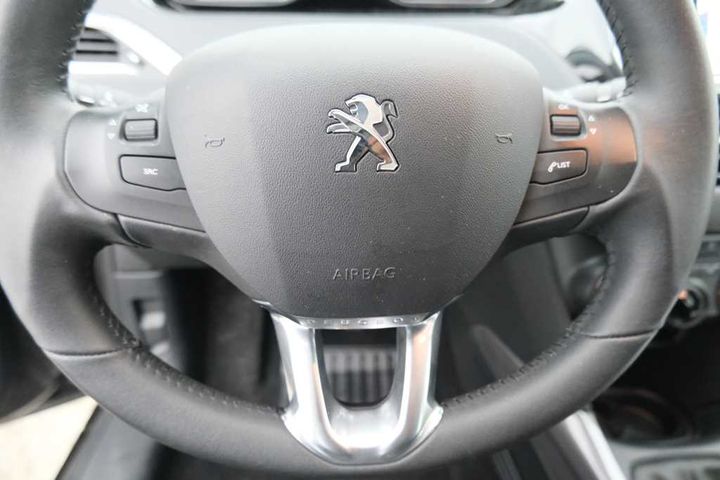 Photo 27 VIN: VF3CUBHW6HY006894 - PEUGEOT 2008 FL&#3916 