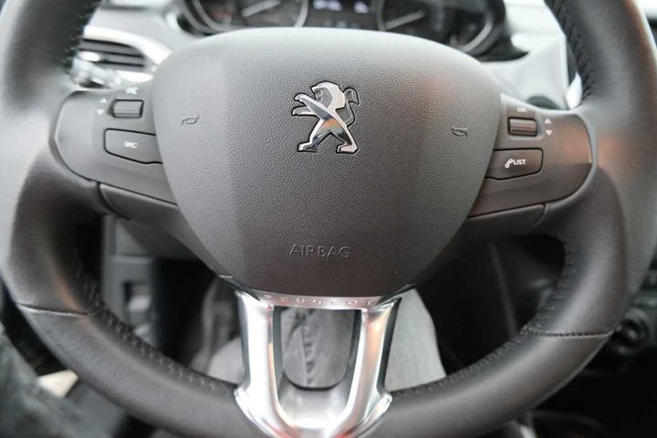 Photo 22 VIN: VF3CUBHW6HY113272 - PEUGEOT 2008 FL&#3916 