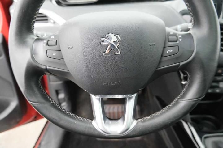 Photo 22 VIN: VF3CUBHY6GY022711 - PEUGEOT 2008 &#3913 