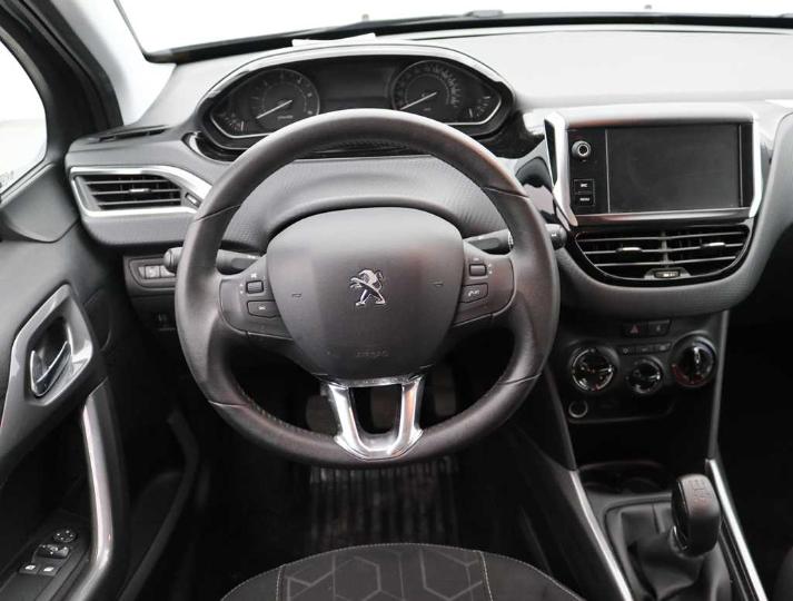 Photo 9 VIN: VF3CUBHY6GY082803 - PEUGEOT 2008 &#3913 