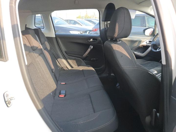 Photo 11 VIN: VF3CUBHYKFY154091 - PEUGEOT 2008 