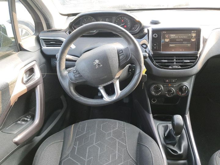 Photo 5 VIN: VF3CUBHYKFY154091 - PEUGEOT 2008 