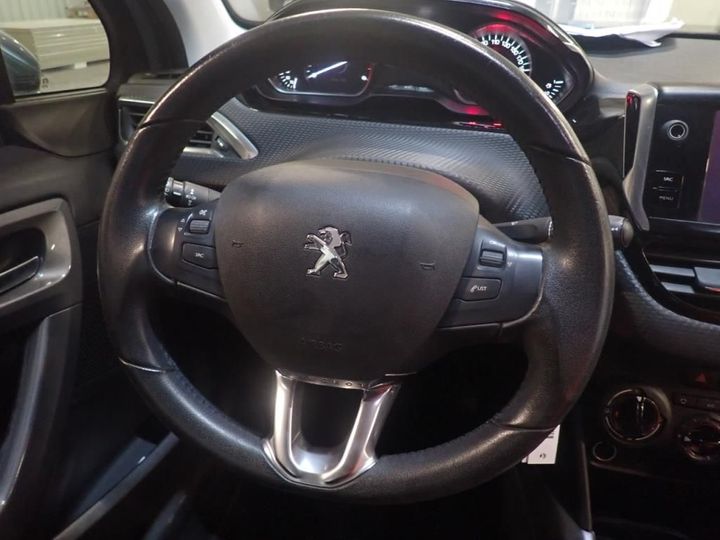 Photo 9 VIN: VF3CUBHYKGY096139 - PEUGEOT 2008 