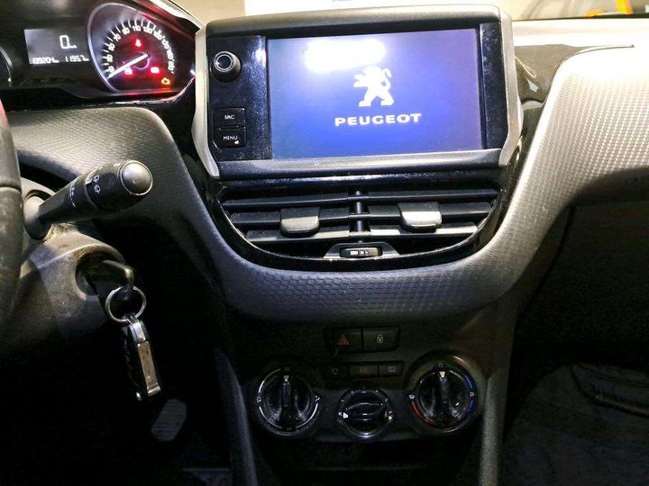 Photo 10 VIN: VF3CUBHYKHY047892 - PEUGEOT 2008 