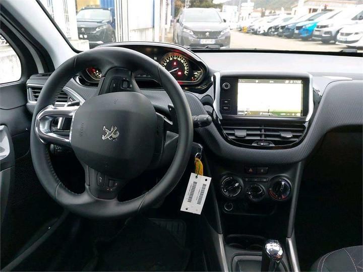 Photo 4 VIN: VF3CUBHYMJY077738 - PEUGEOT 2008 