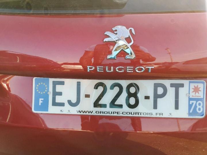 Photo 14 VIN: VF3CUBHZMHY007428 - PEUGEOT 2008 