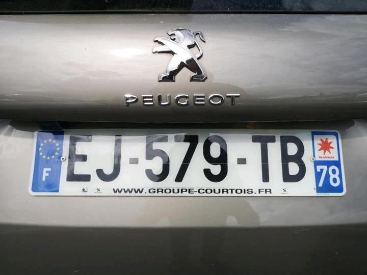 Photo 17 VIN: VF3CUBHZMHY017557 - PEUGEOT 2008 