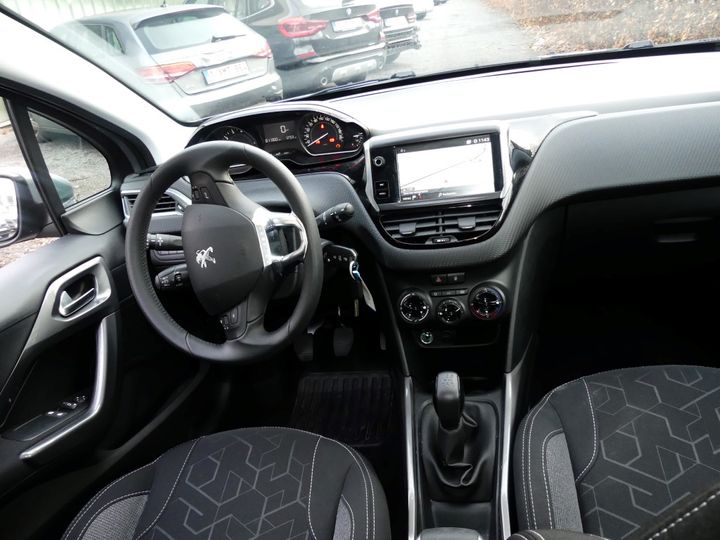 Photo 3 VIN: VF3CUHMRPJY132858 - PEUGEOT 2008 