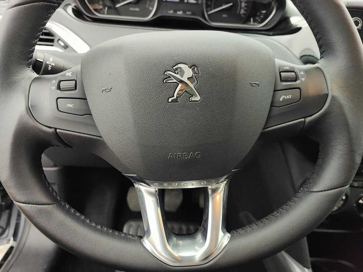 Photo 19 VIN: VF3CUHMRPJY179772 - PEUGEOT 2008 FL&#3916 