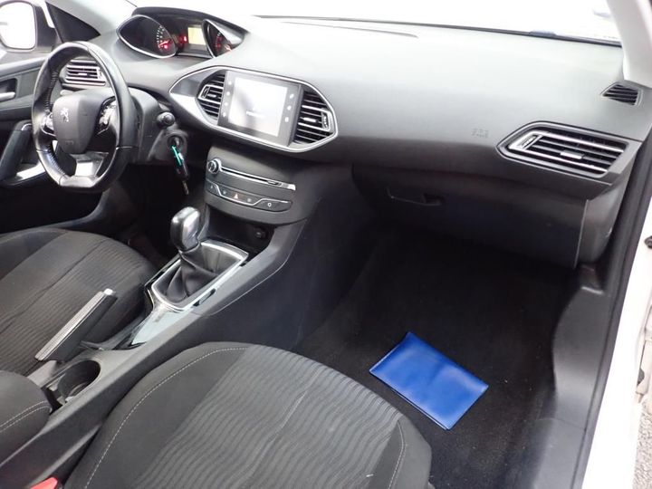 Photo 19 VIN: VF3LBBHYBGS276890 - PEUGEOT 308 5P AFFAIRE (2 SEATS) 