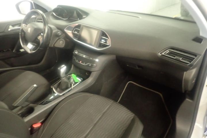 Photo 5 VIN: VF3LBBHYBHS135591 - PEUGEOT 308 5P AFFAIRE (2 SEATS) 