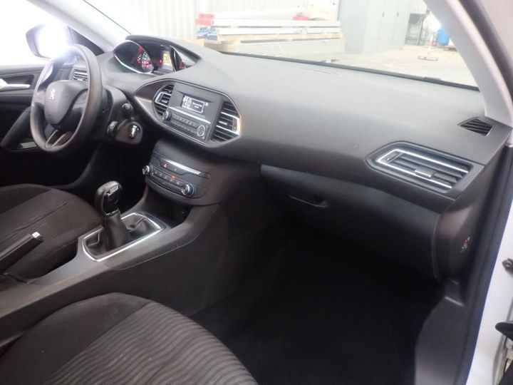 Photo 6 VIN: VF3LBBHYBHS237233 - PEUGEOT 308 5P AFFAIRE (2 SEATS) 