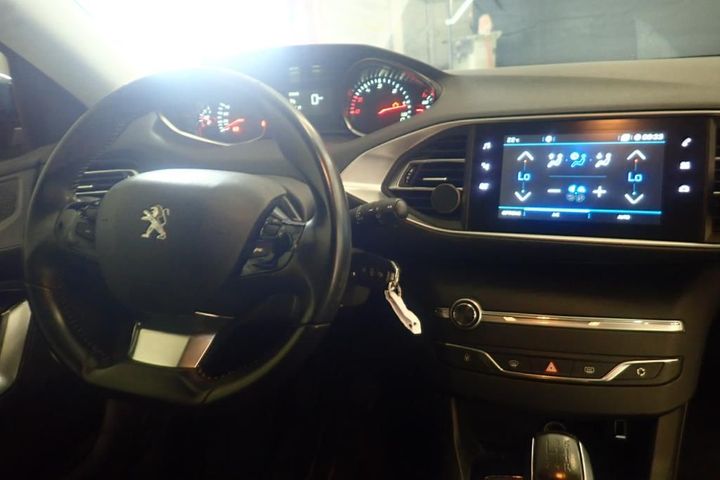 Photo 6 VIN: VF3LBBHYBHS371966 - PEUGEOT 308 5P AFFAIRE (2 SEATS) 