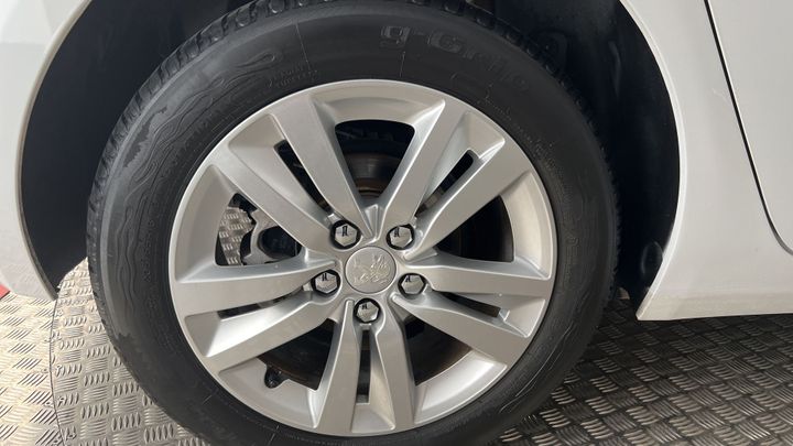 Photo 20 VIN: VF3LBBHZ3FS143739 - PEUGEOT 308 