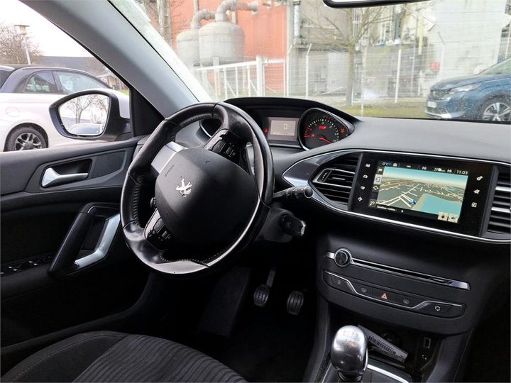 Photo 5 VIN: VF3LBBHZ3FS273622 - PEUGEOT 308 AFFAIRE 