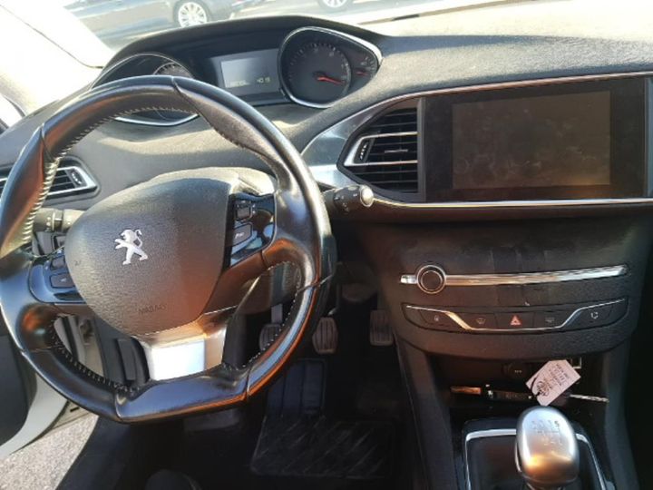 Photo 16 VIN: VF3LBBHZ3HS108035 - PEUGEOT 308 