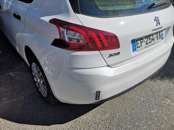 Photo 33 VIN: VF3LBBHZ3HS180100 - PEUGEOT 308 AFFAIRE 