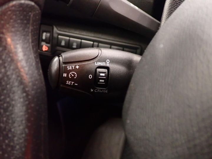 Photo 11 VIN: VF3LBBHZ3JS127274 - PEUGEOT 308 5P AFFAIRE (2 SEATS) 