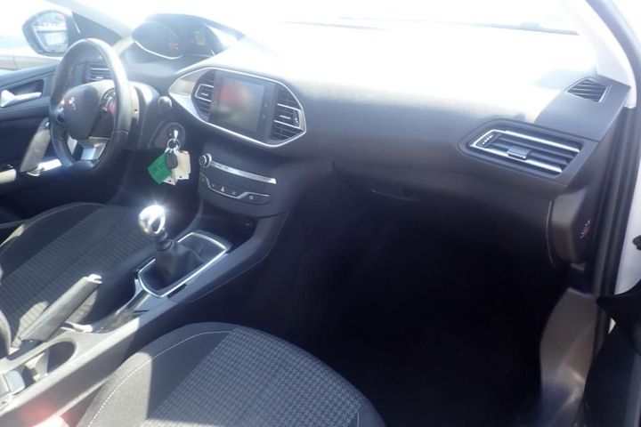 Photo 5 VIN: VF3LBBHZ3JS133069 - PEUGEOT 308 5P AFFAIRE (2 SEATS) 