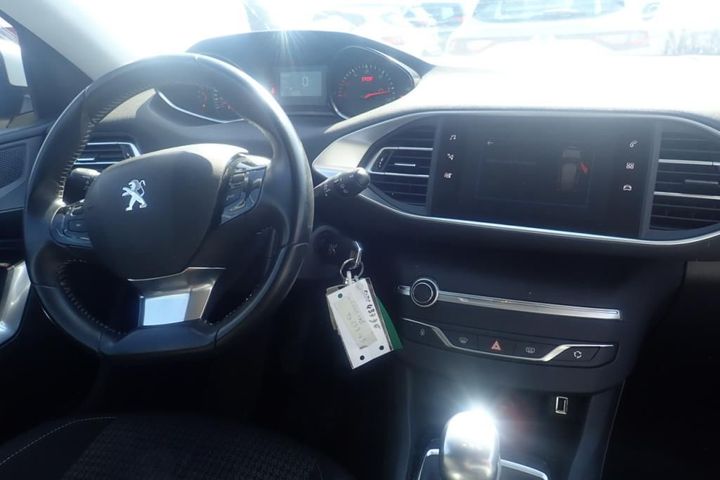 Photo 7 VIN: VF3LBBHZ3JS133069 - PEUGEOT 308 5P AFFAIRE (2 SEATS) 