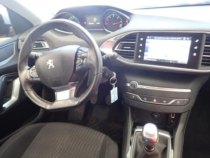 Photo 6 VIN: VF3LBBHZHHS180815 - PEUGEOT 308 5P 