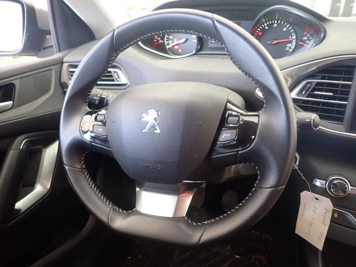 Photo 9 VIN: VF3LBBHZHHS235410 - PEUGEOT 308 5P 