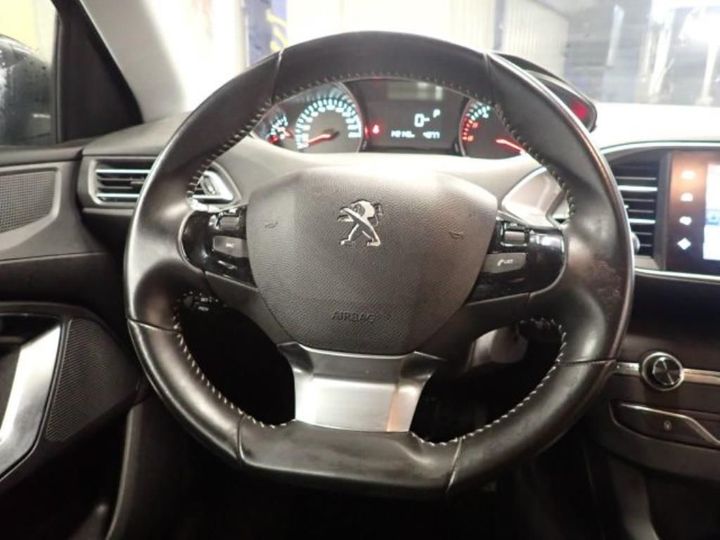 Photo 10 VIN: VF3LBBHZWGS140037 - PEUGEOT 308 