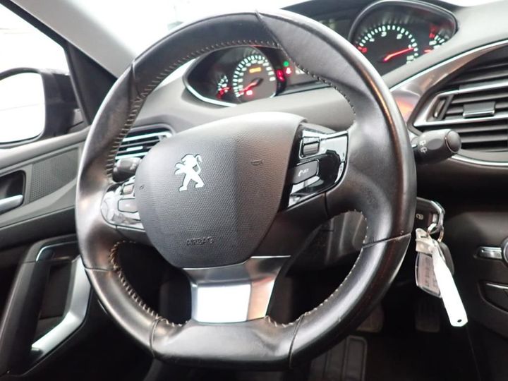 Photo 11 VIN: VF3LBBHZWGS214697 - PEUGEOT 308 5P 