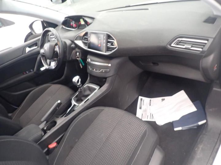 Photo 5 VIN: VF3LBYHYPJS311056 - PEUGEOT 308 5P AFFAIRE (2 SEATS) 