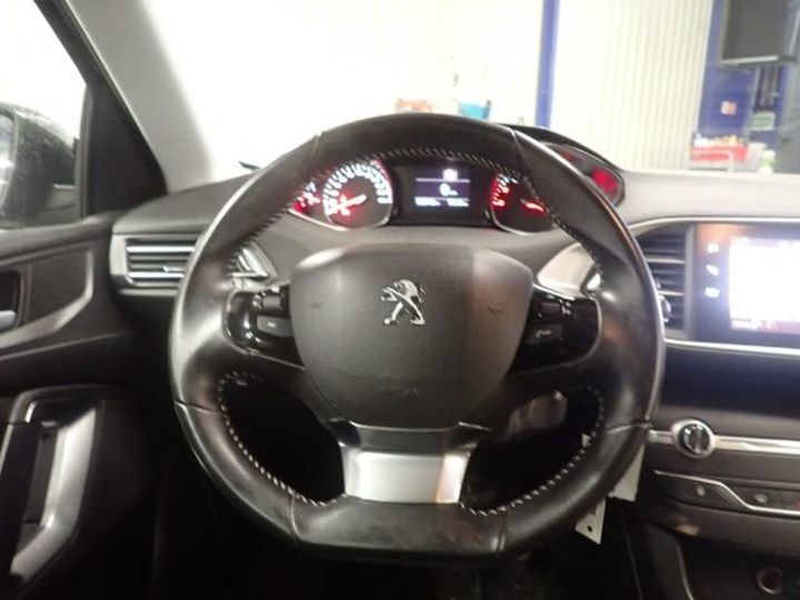 Photo 10 VIN: VF3LBYHYPJS398540 - PEUGEOT 308 5P 