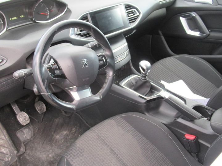 Photo 27 VIN: VF3LBYHYPJS481902 - PEUGEOT 308 