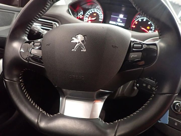 Photo 10 VIN: VF3LBYHZPJS333650 - PEUGEOT 308 5P 