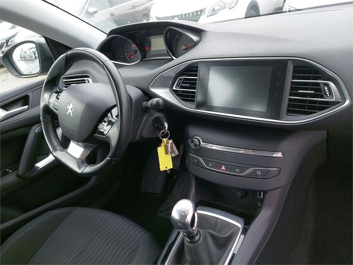 Photo 5 VIN: VF3LCBHZHGS247676 - PEUGEOT 308 SW 