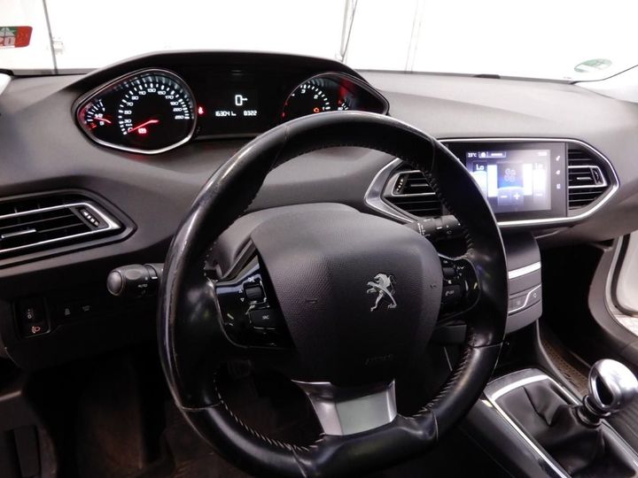 Photo 23 VIN: VF3LCBHZHGS327607 - PEUGEOT 308 SW 