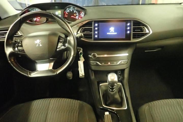 Photo 6 VIN: VF3LCBHZHGS330920 - PEUGEOT 308 SW 