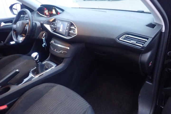 Photo 5 VIN: VF3LCBHZHHS077005 - PEUGEOT 308 SW 