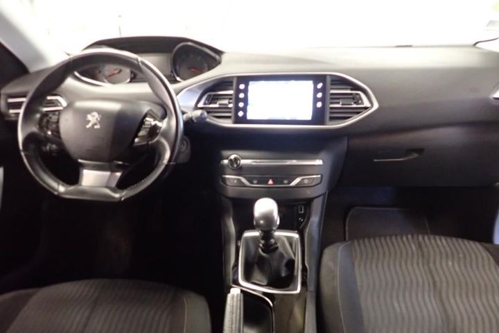 Photo 31 VIN: VF3LCBHZHHS147723 - PEUGEOT 308 SW 