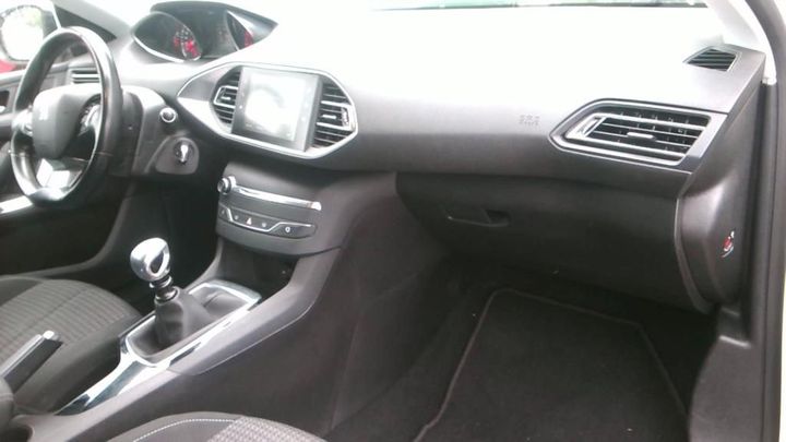 Photo 5 VIN: VF3LCBHZHHS212924 - PEUGEOT 308 SW 