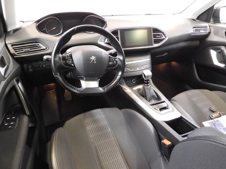 Photo 3 VIN: VF3LCBHZHHS281907 - PEUGEOT 308 SW 