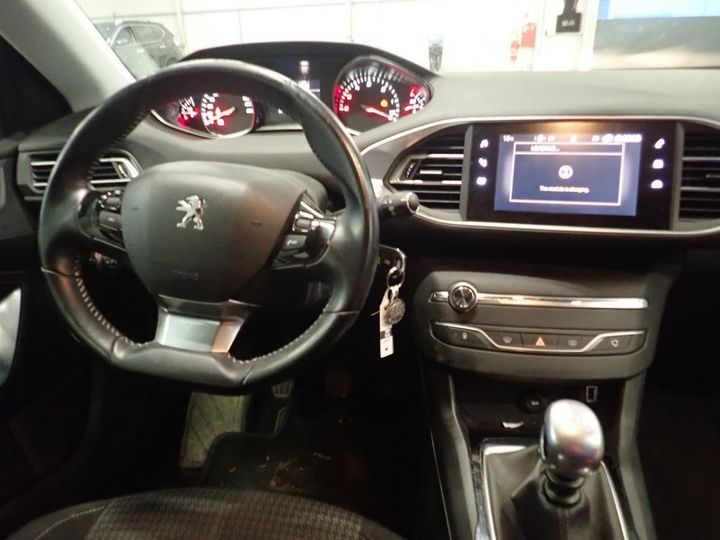 Photo 6 VIN: VF3LCBHZHJS185364 - PEUGEOT 308 SW 