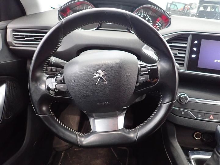 Photo 10 VIN: VF3LCBHZWHS231599 - PEUGEOT 308 SW 