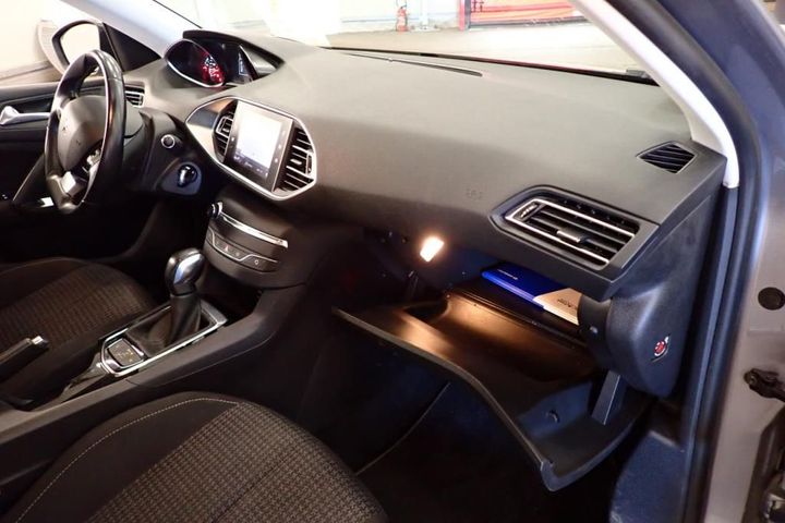 Photo 5 VIN: VF3LCBHZWJS115500 - PEUGEOT 308 