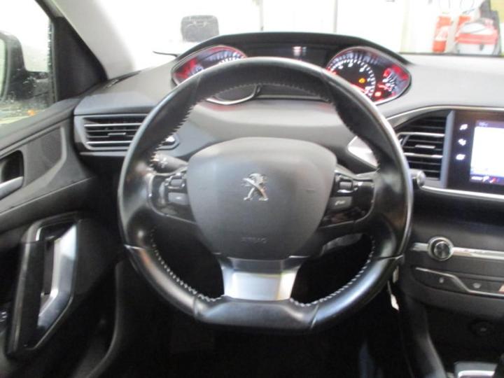 Photo 10 VIN: VF3LCBHZWJS118493 - PEUGEOT 308 SW 