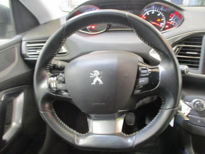 Photo 10 VIN: VF3LCYHYPJS450835 - PEUGEOT 308 SW AFFAIRE (2 SEATS) 